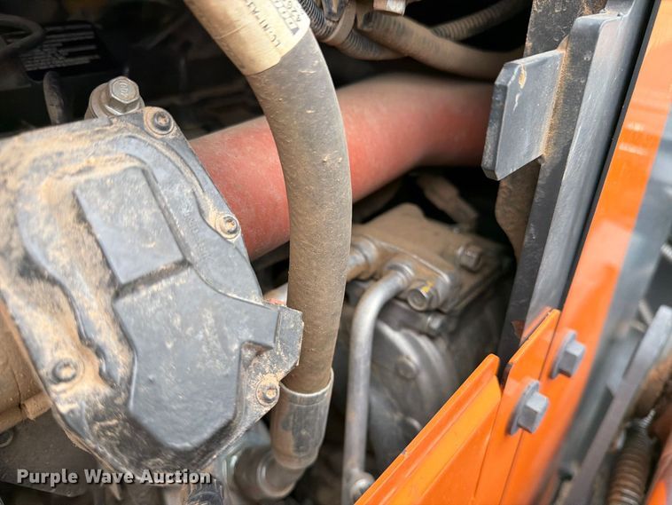 image for item DW6791 2023 Doosan DD100-US dozer
