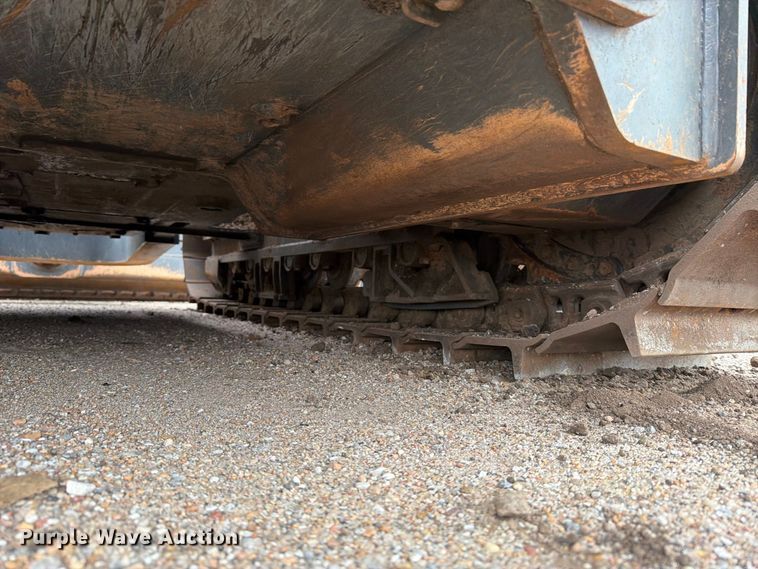 image for item DW6791 2023 Doosan DD100-US dozer