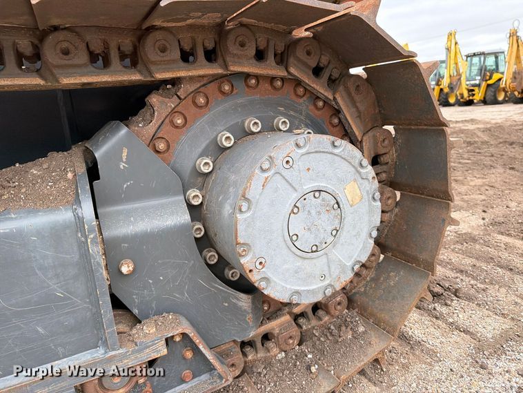 image for item DW6791 2023 Doosan DD100-US dozer