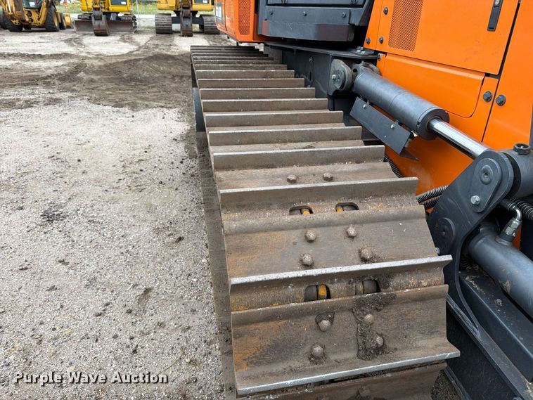 image for item DW6791 2023 Doosan DD100-US dozer