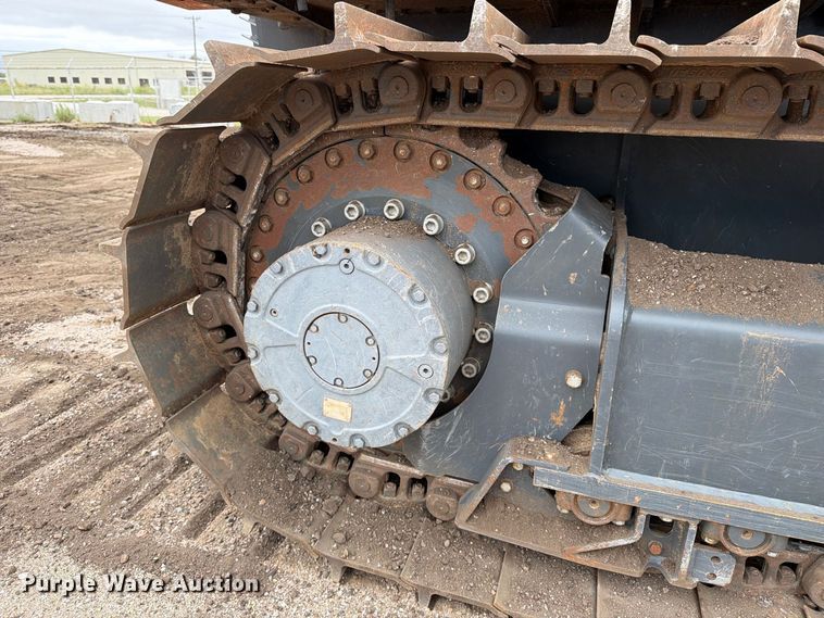 image for item DW6791 2023 Doosan DD100-US dozer