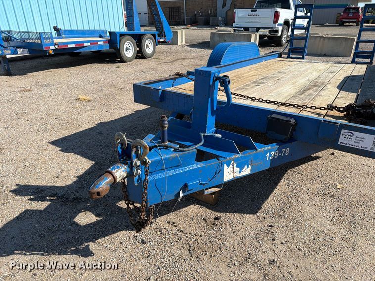 image for item DW6793 1987 Hold equipment trailer