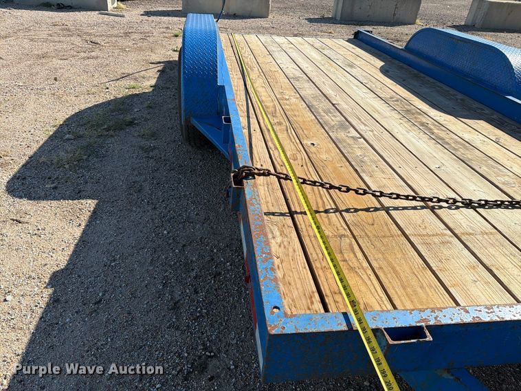 image for item DW6793 1987 Hold equipment trailer