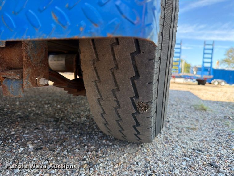 image for item DW6793 1987 Hold equipment trailer