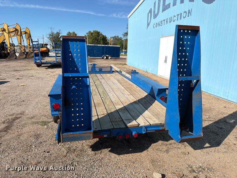 image for item DW6795 1999 Belshe equipment trailer