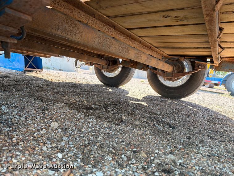 image for item DW6795 1999 Belshe equipment trailer