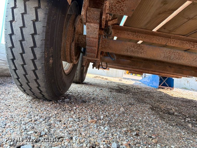 image for item DW6795 1999 Belshe equipment trailer