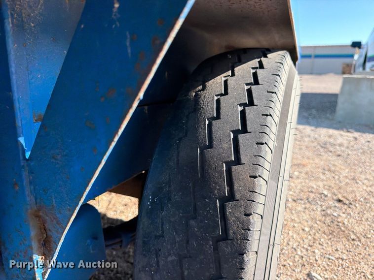 image for item DW6795 1999 Belshe equipment trailer
