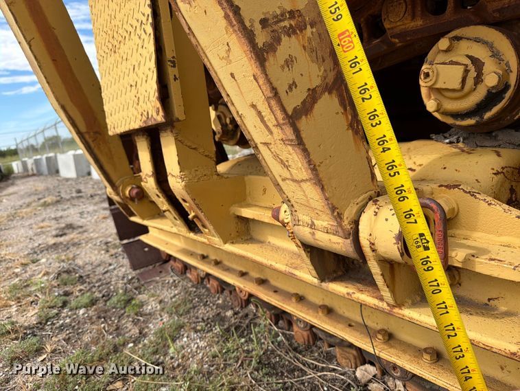 image for item DW6798 International T-D 14 pipelayer