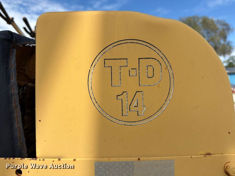 image for item DW6798 International T-D 14 pipelayer