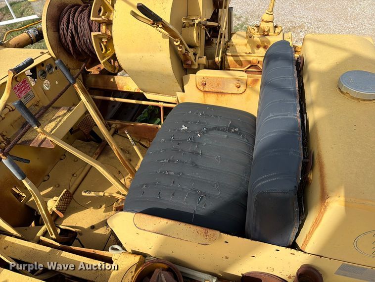 image for item DW6798 International T-D 14 pipelayer
