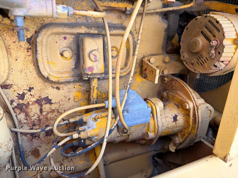 image for item DW6798 International T-D 14 pipelayer