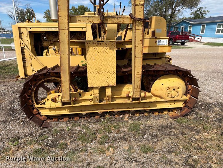 image for item DW6798 International T-D 14 pipelayer