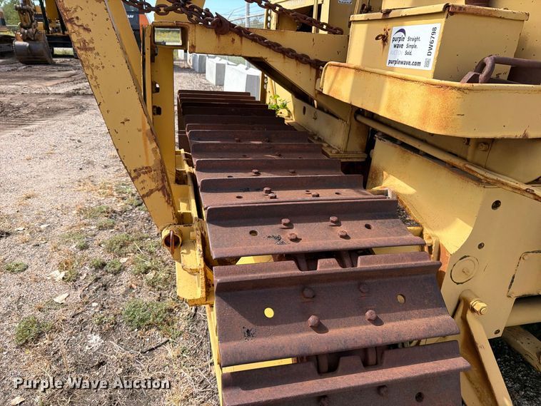 image for item DW6798 International T-D 14 pipelayer