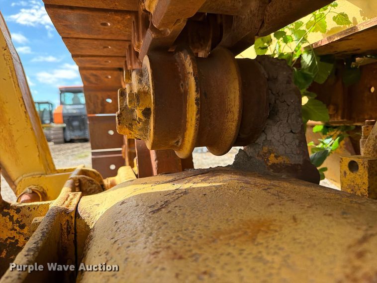 image for item DW6798 International T-D 14 pipelayer