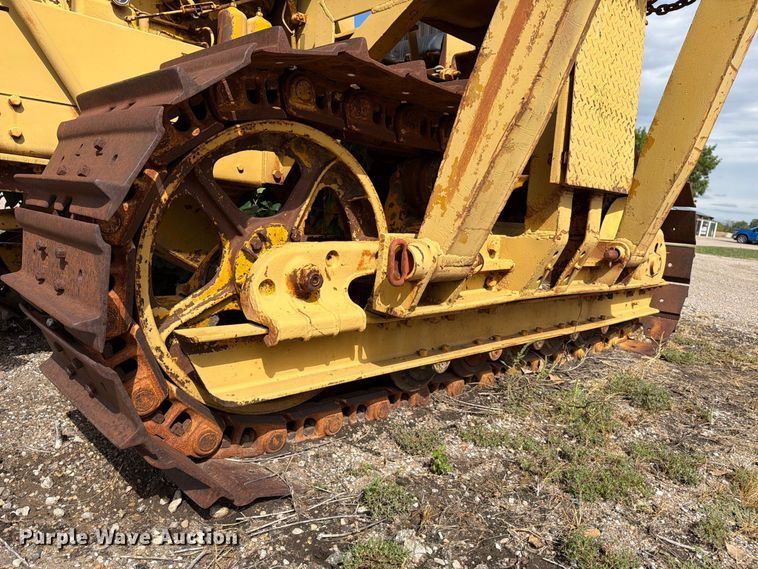 image for item DW6798 International T-D 14 pipelayer