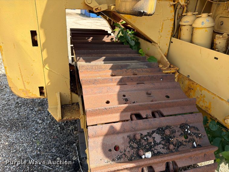 image for item DW6798 International T-D 14 pipelayer
