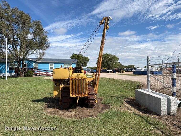 image for item DW6799 Caterpillar Twenty pipelayer