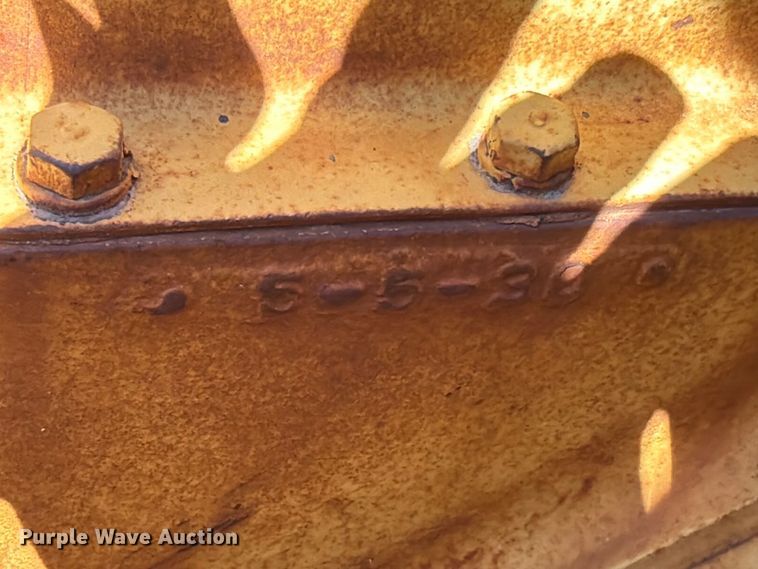 image for item DW6799 Caterpillar Twenty pipelayer
