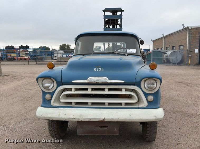 image for item DW6800 1957 Chevrolet 3100 drilling rig truck