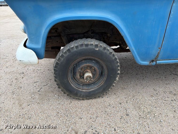 image for item DW6800 1957 Chevrolet 3100 drilling rig truck