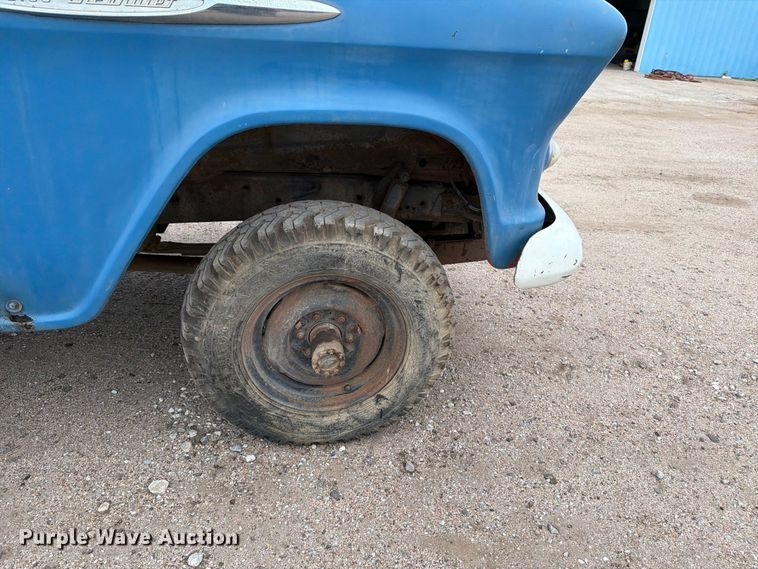 image for item DW6800 1957 Chevrolet 3100 drilling rig truck