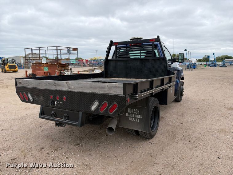 image for item EC4611 2023 Chevrolet 4500 flatbed truck