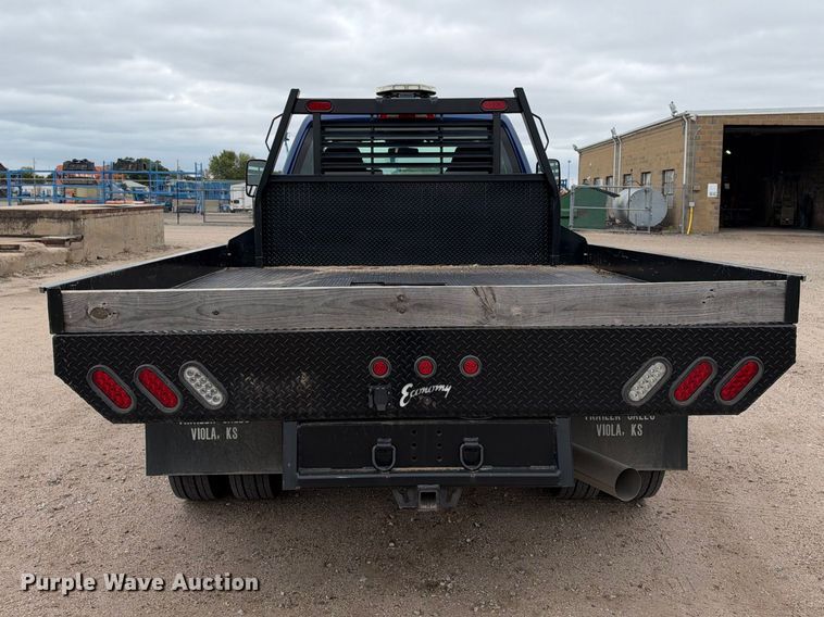 image for item EC4611 2023 Chevrolet 4500 flatbed truck