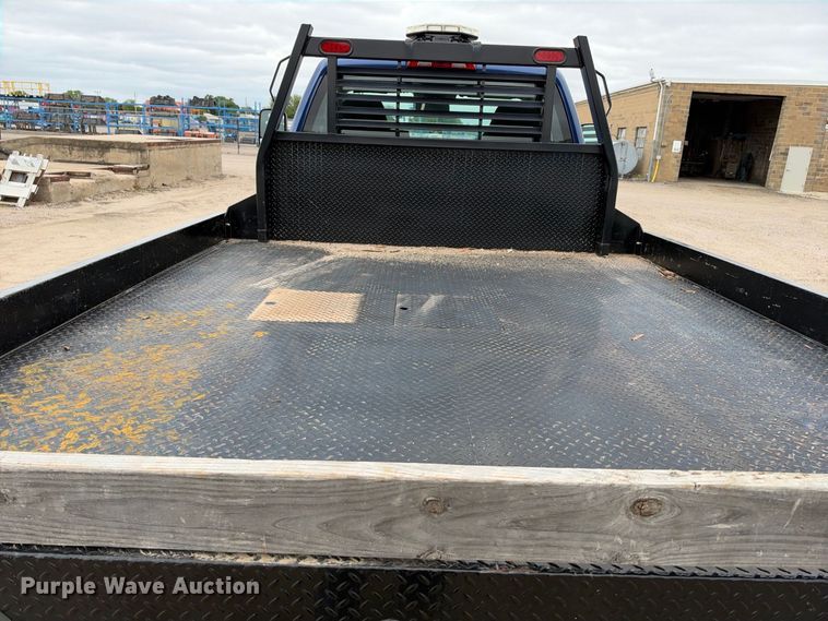 image for item EC4611 2023 Chevrolet 4500 flatbed truck