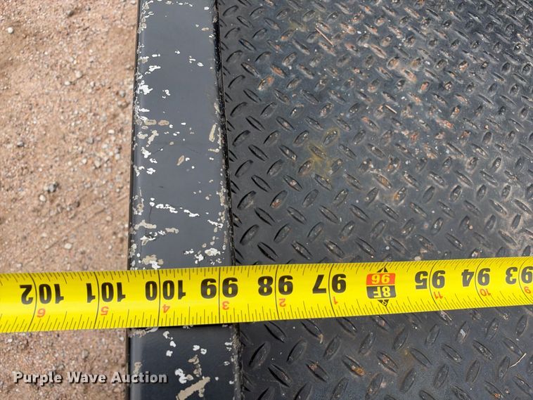 image for item EC4611 2023 Chevrolet 4500 flatbed truck