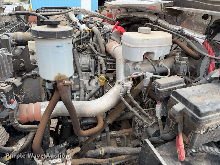 image for item EC4611 2023 Chevrolet 4500 flatbed truck