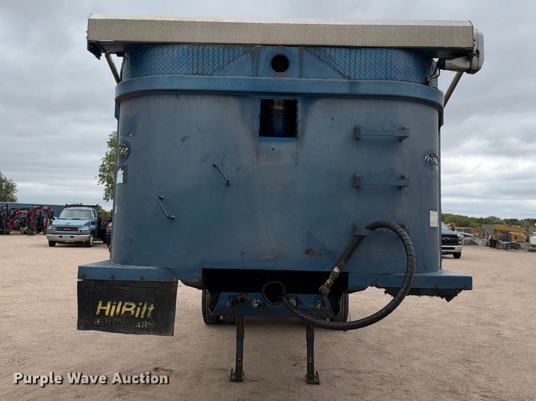 image for item EC4614 2003 Hilbilt 2626HDMT End dump