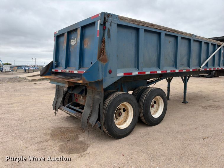 image for item EC4614 2003 Hilbilt 2626HDMT End dump