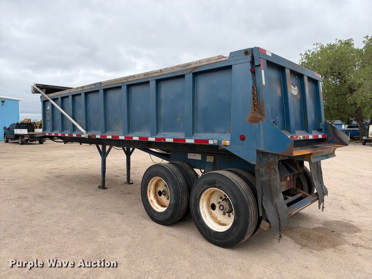 image for item EC4614 2003 Hilbilt 2626HDMT End dump