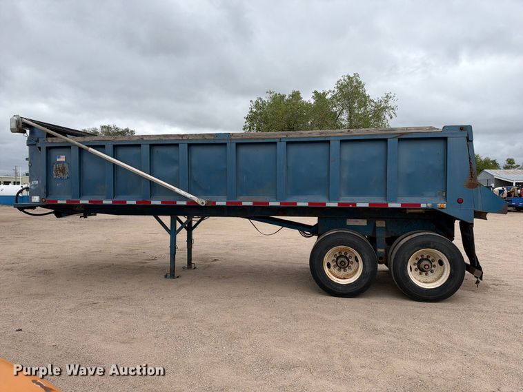 image for item EC4614 2003 Hilbilt 2626HDMT End dump