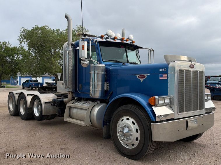 image for item EC4615 2006 Peterbilt 379 semi truck
