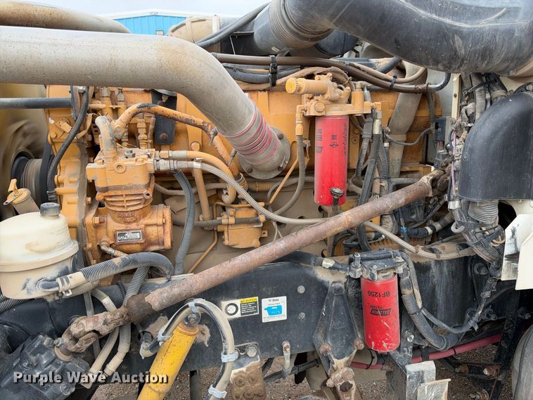 image for item EC4615 2006 Peterbilt 379 semi truck