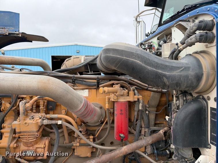 image for item EC4615 2006 Peterbilt 379 semi truck