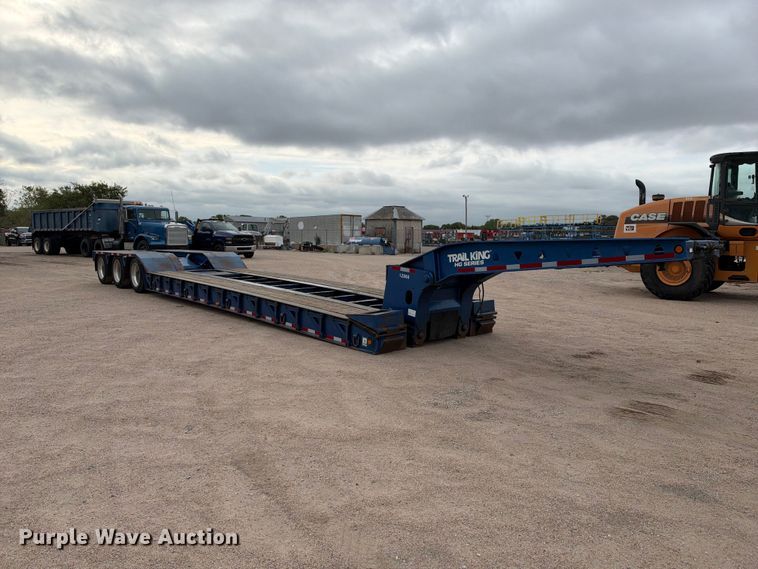 image for item EC4616 2006 Trail king TK110HDG-513 lowboy equipment trailer