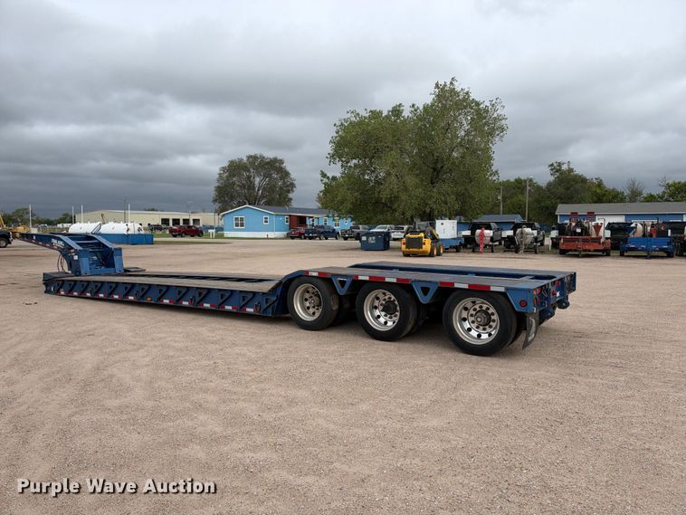 image for item EC4616 2006 Trail king TK110HDG-513 lowboy equipment trailer