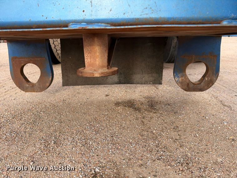 image for item EC4616 2006 Trail king TK110HDG-513 lowboy equipment trailer