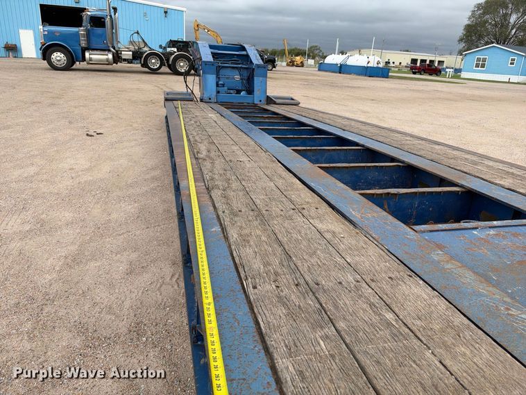 image for item EC4616 2006 Trail king TK110HDG-513 lowboy equipment trailer