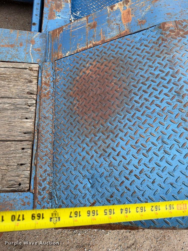 image for item EC4616 2006 Trail king TK110HDG-513 lowboy equipment trailer