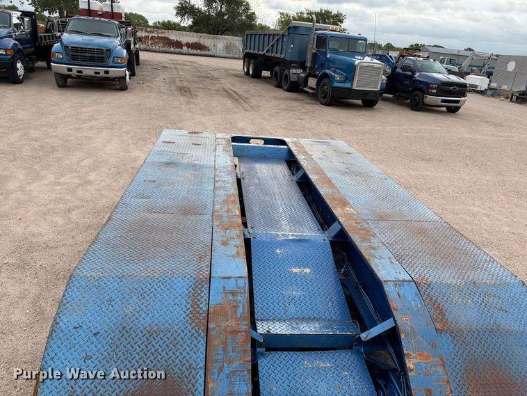 image for item EC4616 2006 Trail king TK110HDG-513 lowboy equipment trailer