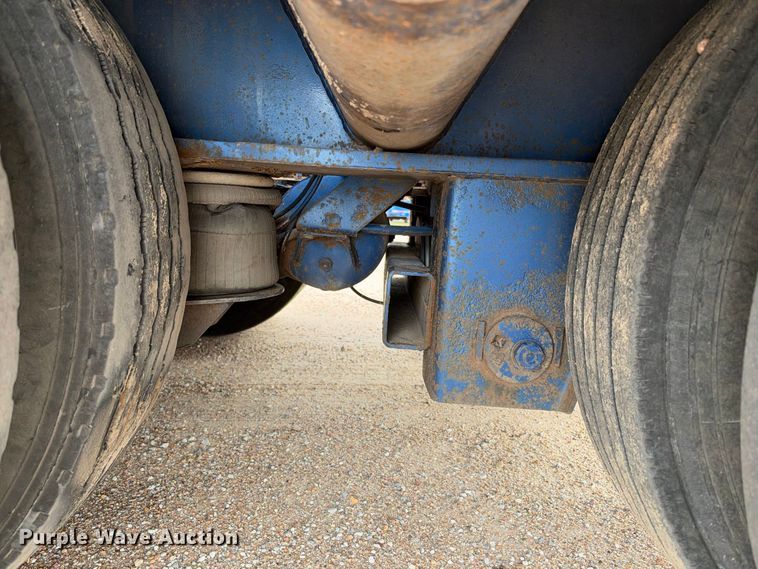 image for item EC4616 2006 Trail king TK110HDG-513 lowboy equipment trailer