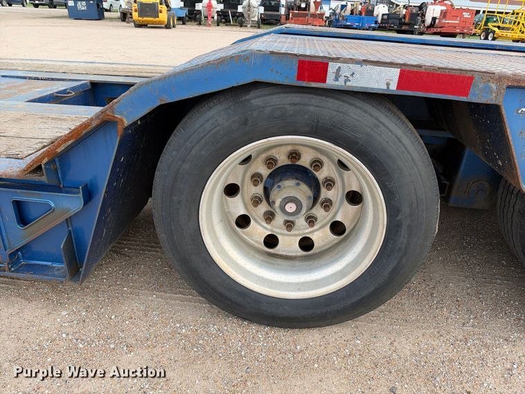 image for item EC4616 2006 Trail king TK110HDG-513 lowboy equipment trailer
