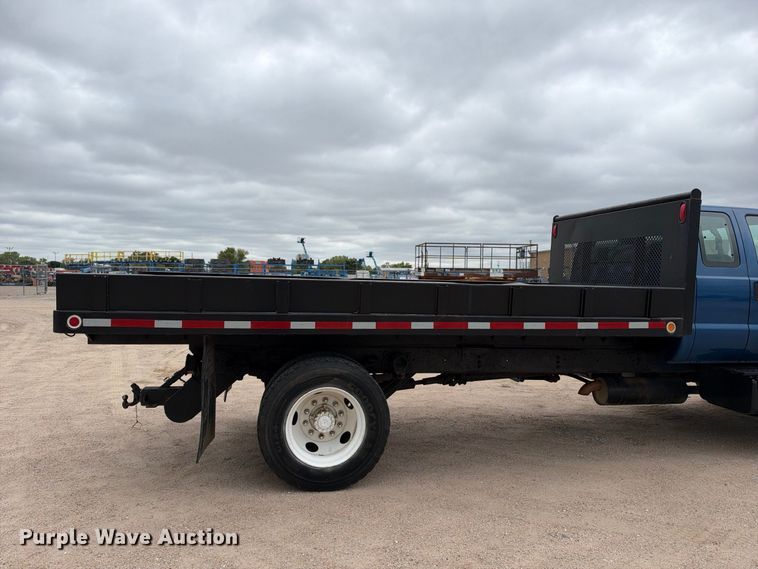 image for item EC4618 2000 Ford F650 dump flatbed truck
