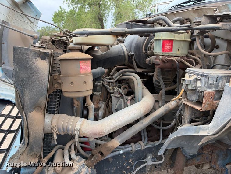 image for item EC4618 2000 Ford F650 dump flatbed truck