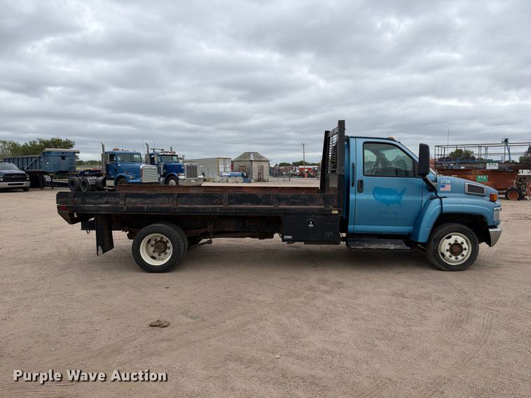 image for item EC4619 2005 GMC C4500 dump flatbed truck