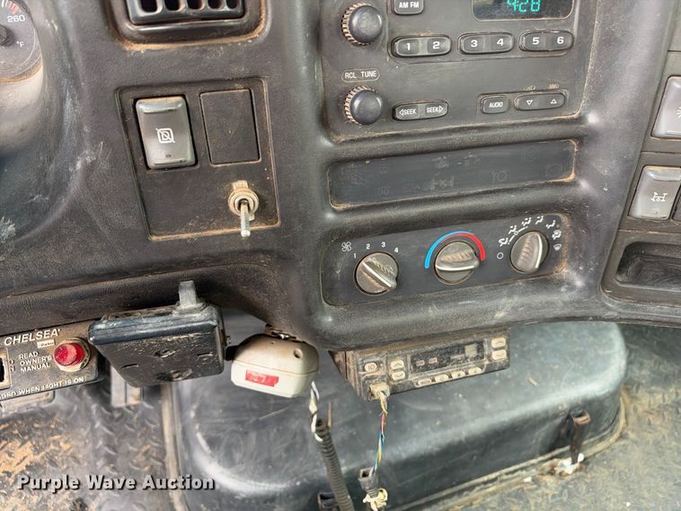 image for item EC4619 2005 GMC C4500 dump flatbed truck